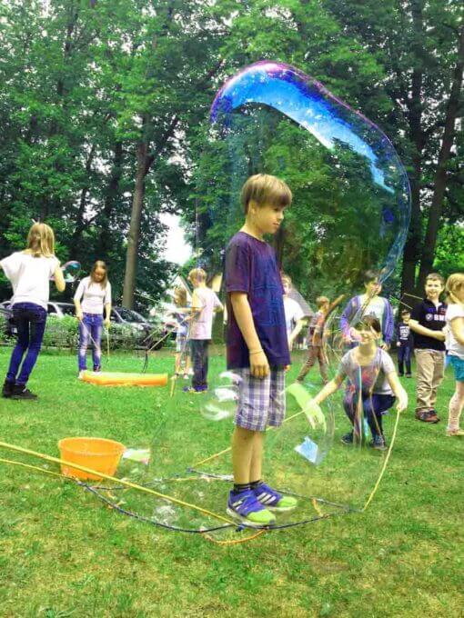 Kindergeburtstag Riesenseifenblasen