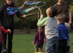 Riesenseifenblasen Zauberstab Kreis Spielzeug für Seifenblasen Seifenblasenfabrik