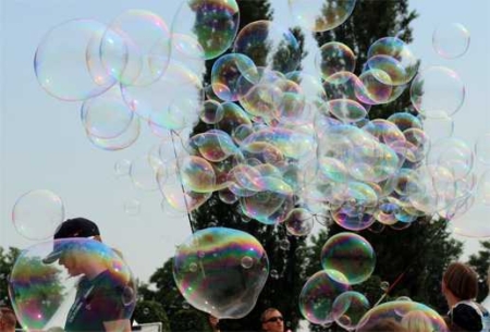 Girlande für Riesenseifenblasen