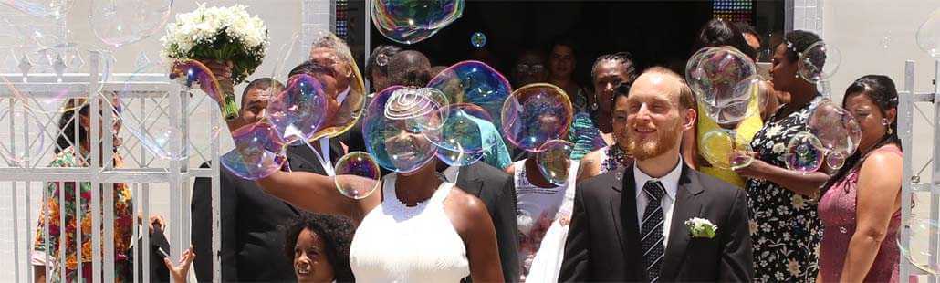 Hochzeit mit Seifenblasen