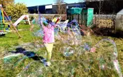 Seifenblasenfabrik 4 Quad Bubbler 2 Quad-Bubbler - Spielzeug für viele Seifenblasen